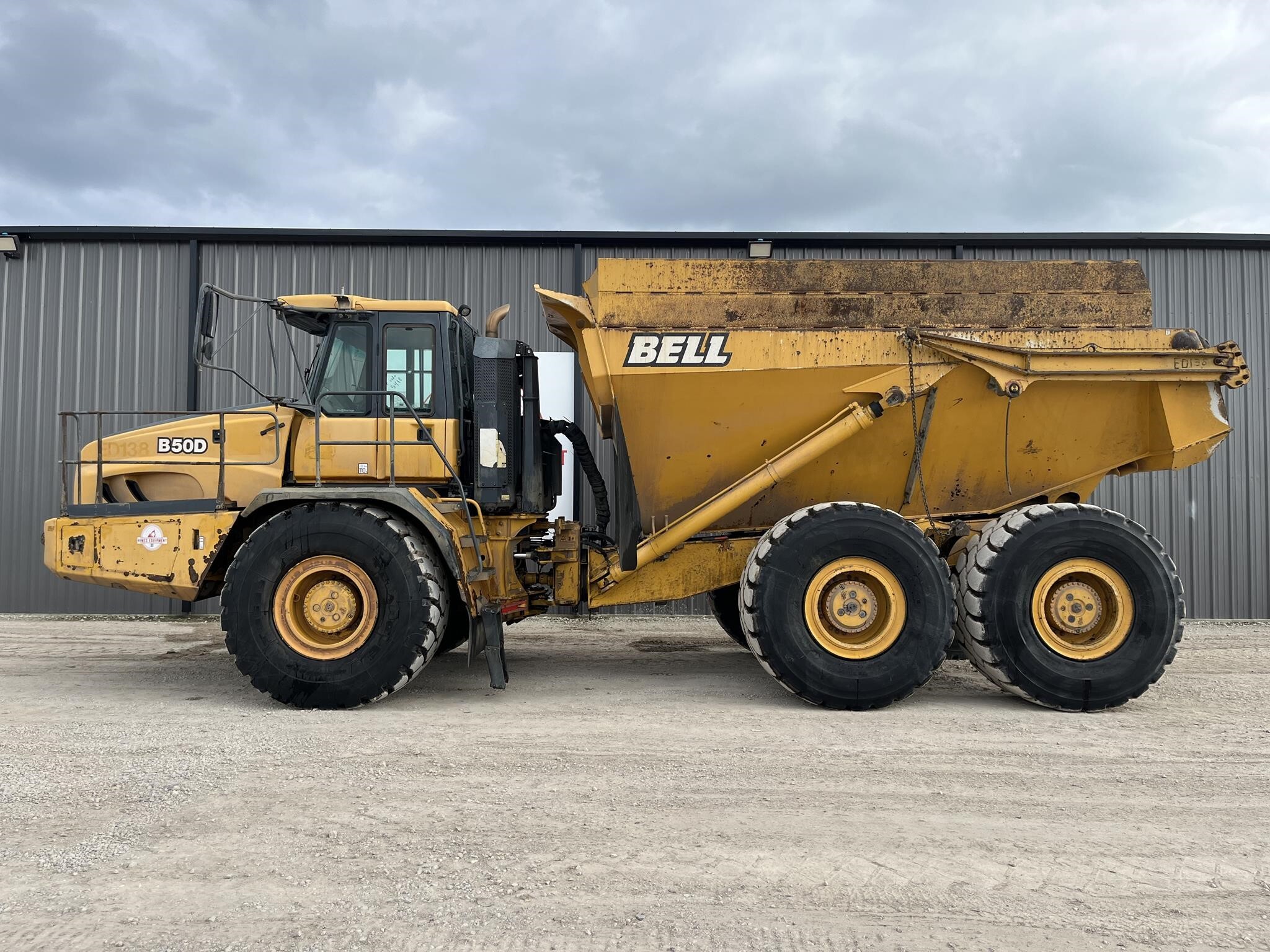 2017 BELL B50D in Van Alstyne, TX