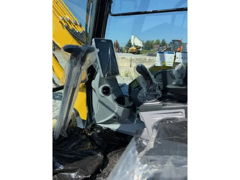 2026 KOBELCO SK85CS-7