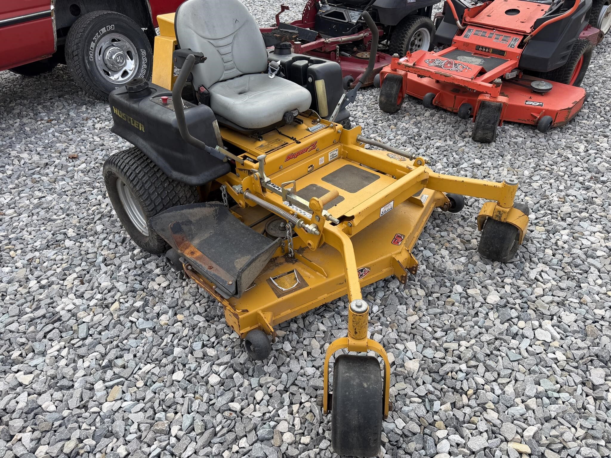 HUSTLER SUPER Z XR7 in Jamestown, TN