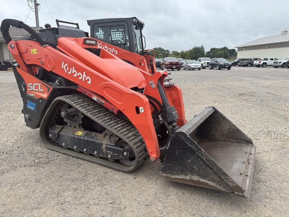 2024 KUBOTA SCL1000 in Loretto, MN