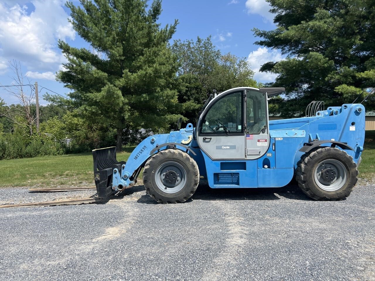 2014 GENIE GTH1544 in Manheim, PA