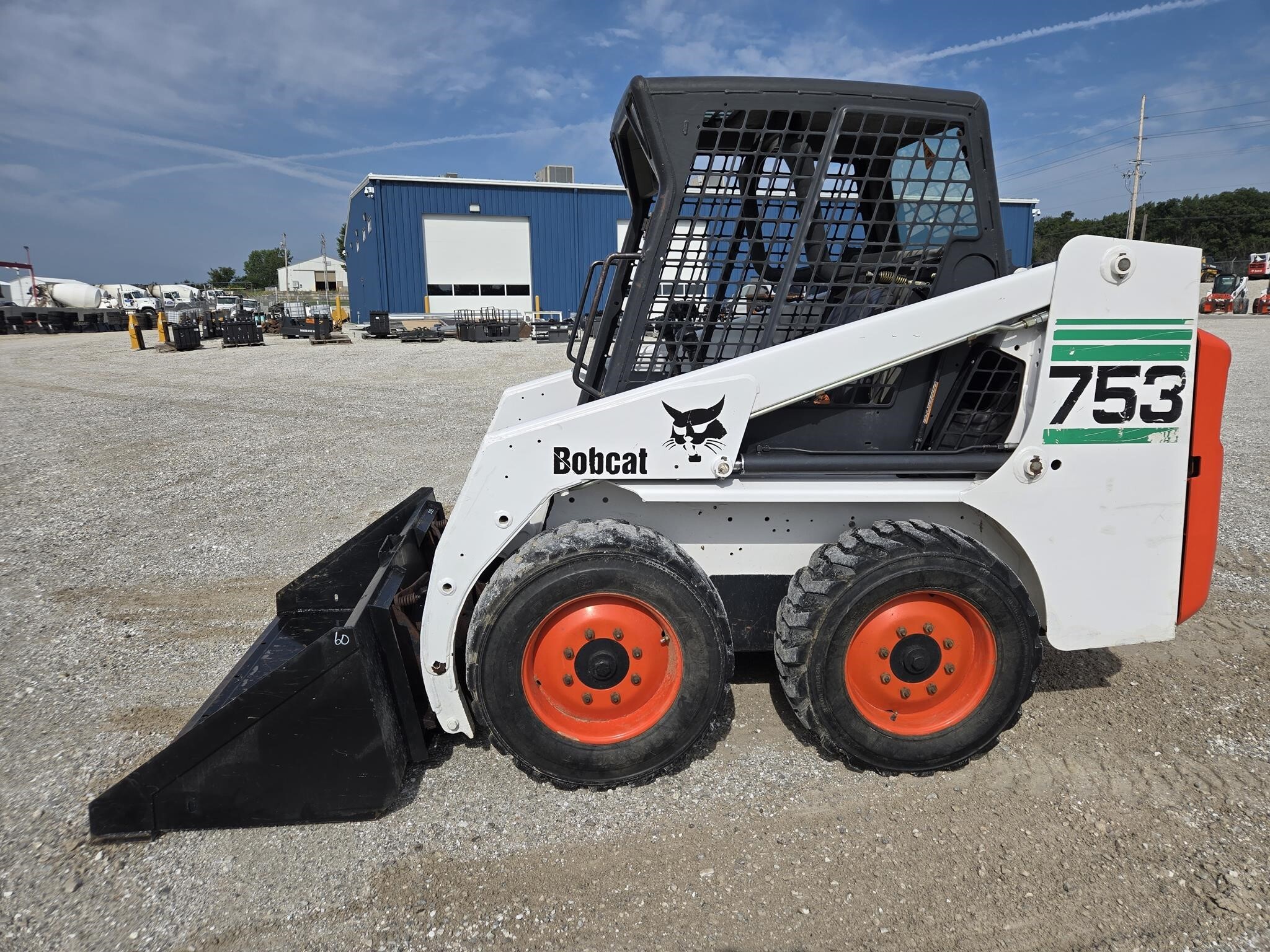 2001 BOBCAT 753G in Wentzville, MO