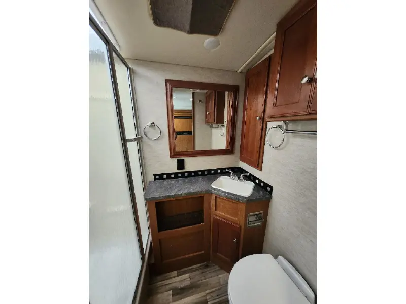 2018 WINNEBAGO VISTA 29VE