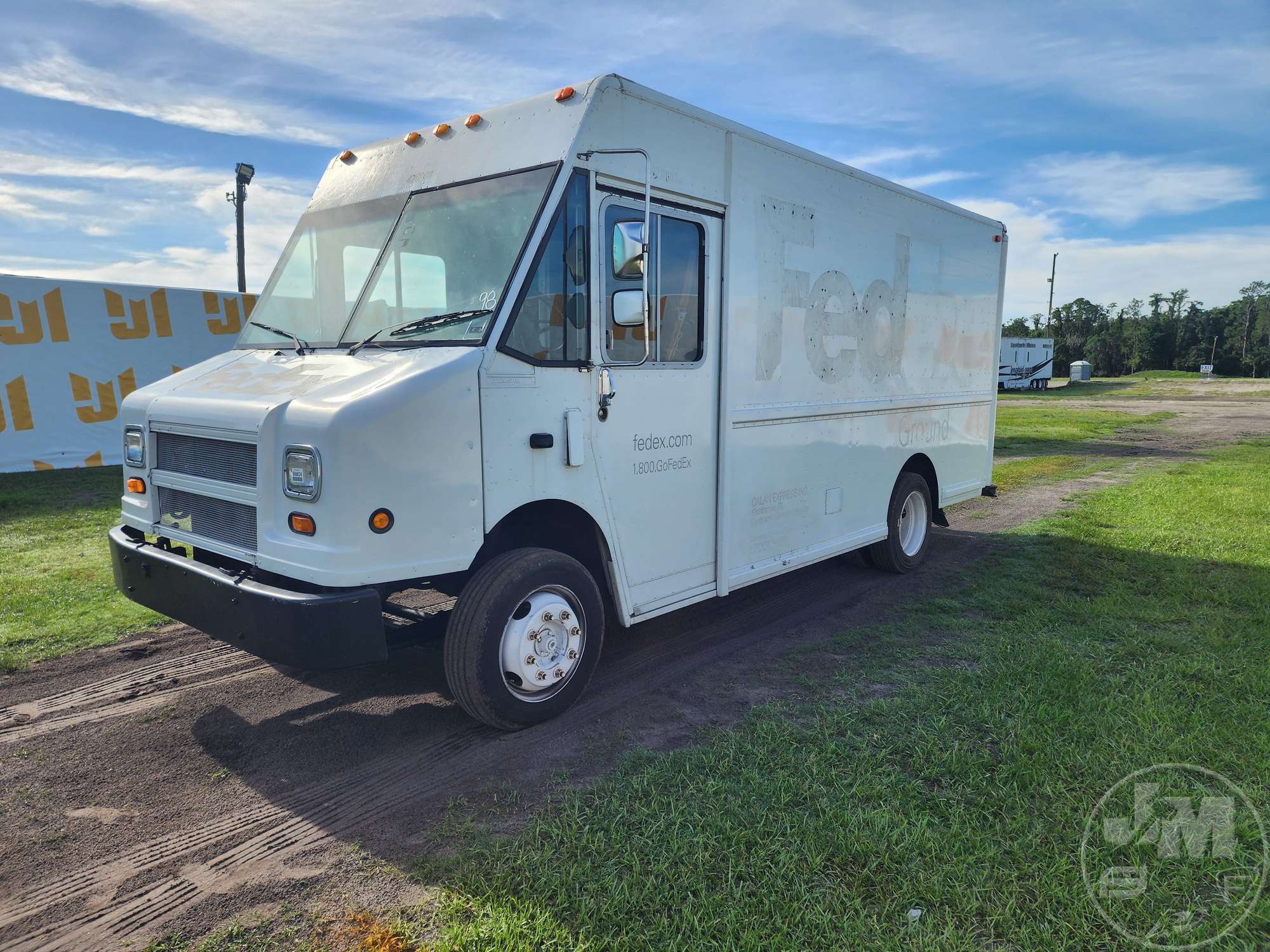 1998 FREIGHTLINER MT45 CHASSIS in Kissimmee, FL