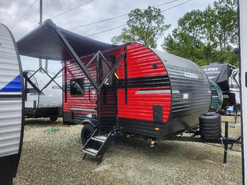 2027 SUNSET PARK RV