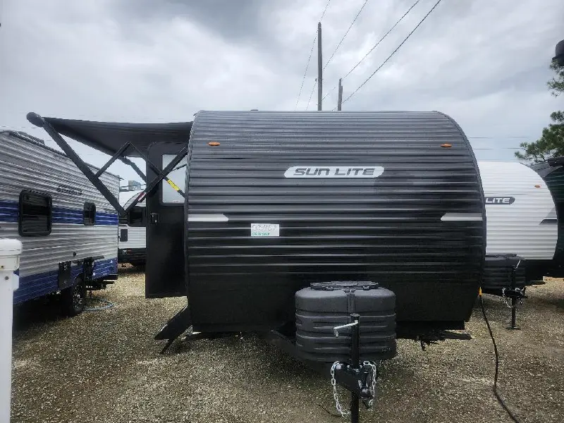 2027 SUNSET PARK RV SUN LITE 14TH