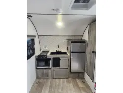 2027 SUNSET PARK RV SUN LITE 14TH