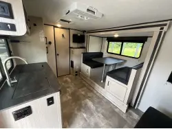 2022 COACHMEN APEX 203RBK