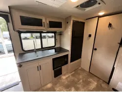2022 COACHMEN APEX 203RBK