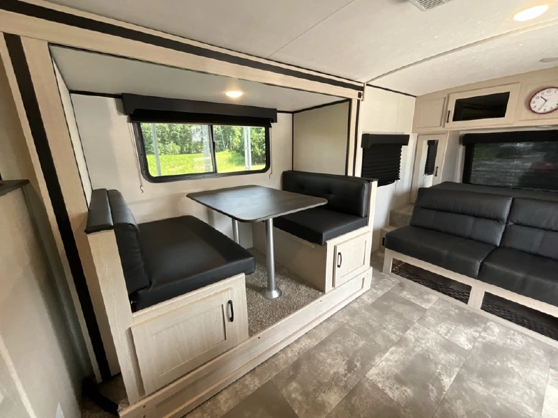 2022 COACHMEN APEX 203RBK