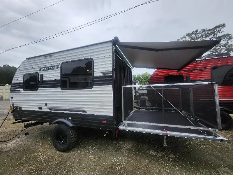 2027 SUNSET PARK RV