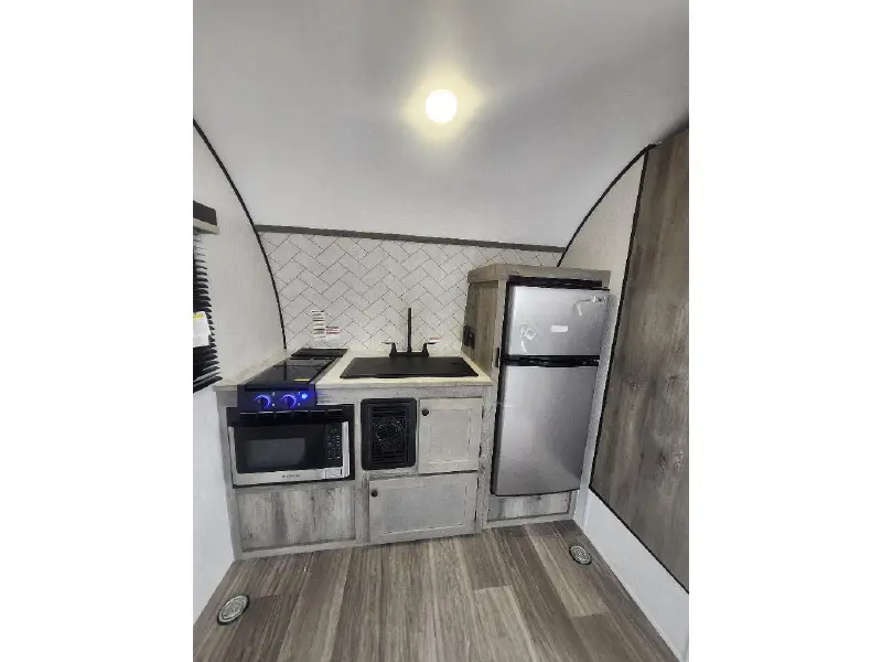 2027 SUNSET PARK RV SUN LITE 14TH