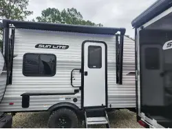 2027 SUNSET PARK RV SUN LITE 14TH
