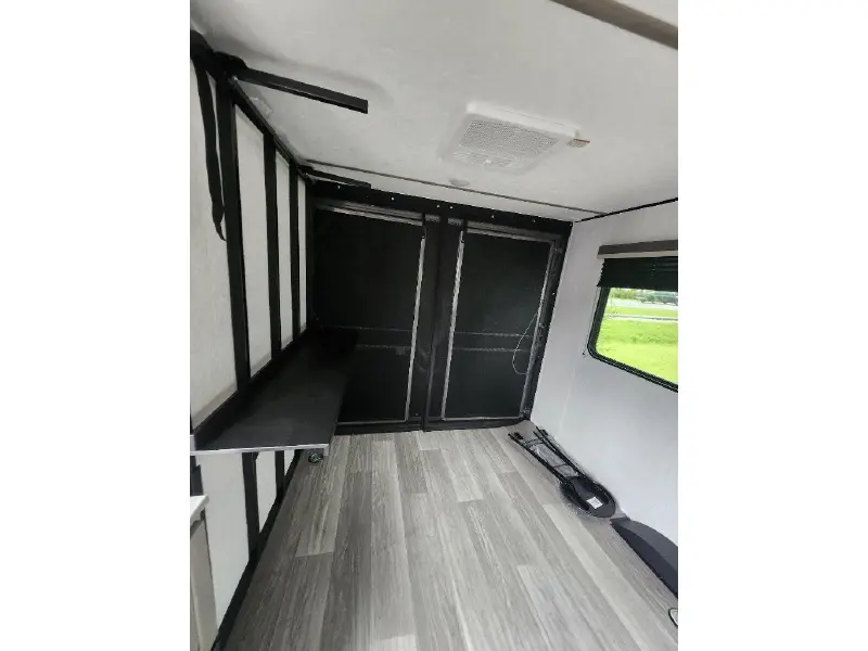 2027 SUNSET PARK RV SUN LITE 14TH