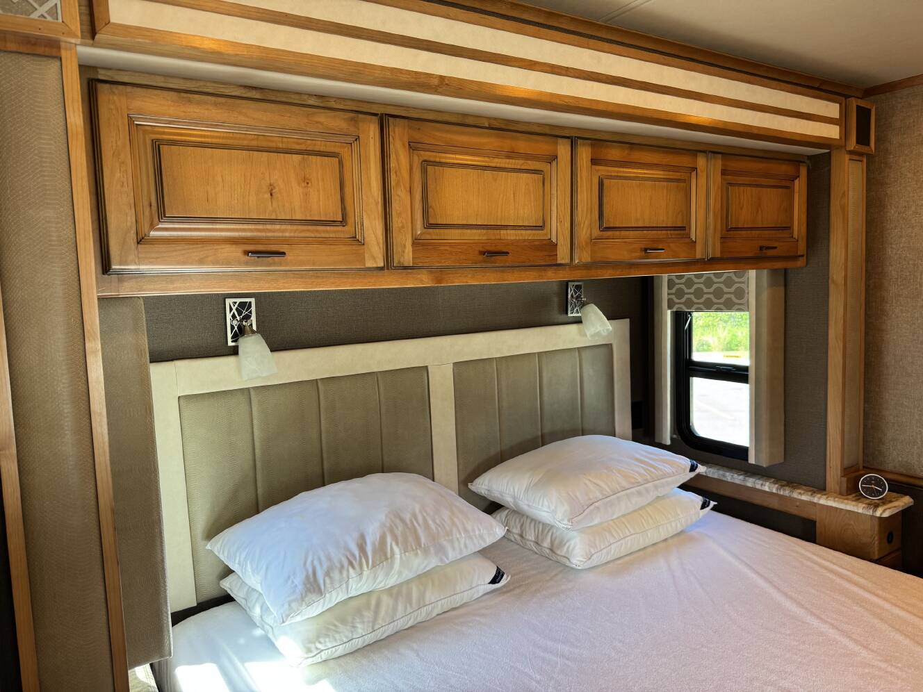 A photo of this 2019 Tiffin Motorhomes ALLEGRO OPEN ROAD 32 SA