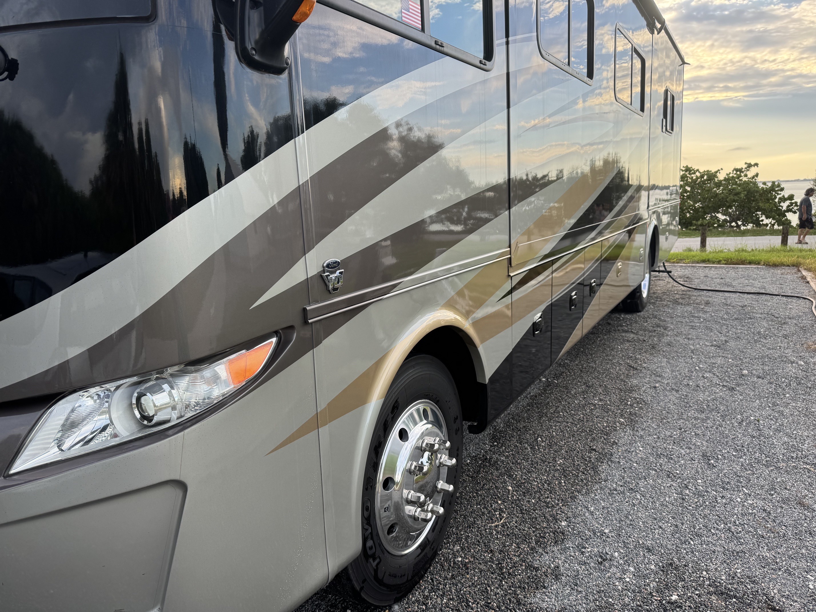 2019 Tiffin Motorhomes ALLEGRO OPEN ROAD 32 SA in vero beach FL