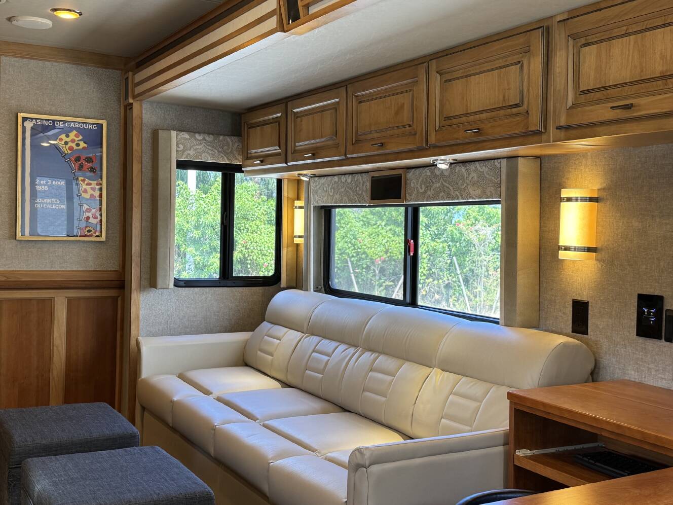 A photo of this 2019 Tiffin Motorhomes ALLEGRO OPEN ROAD 32 SA