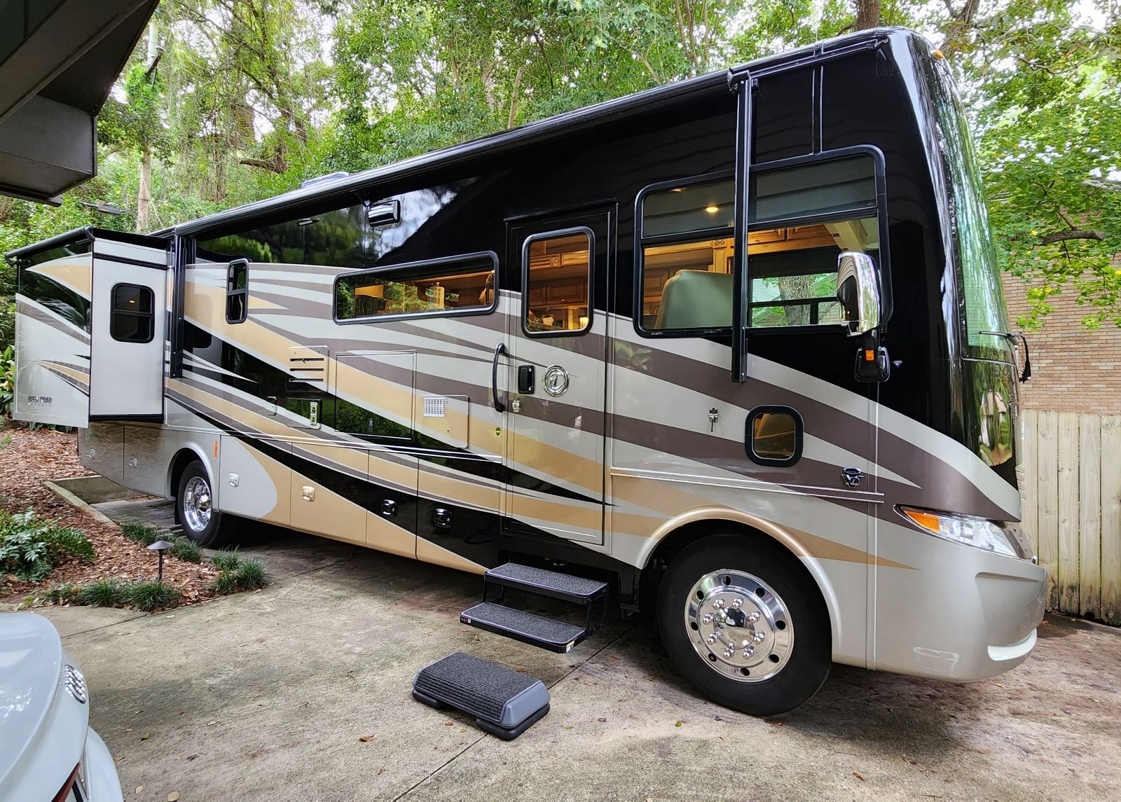 2019 Tiffin Motorhomes ALLEGRO OPEN ROAD 32 SA RV