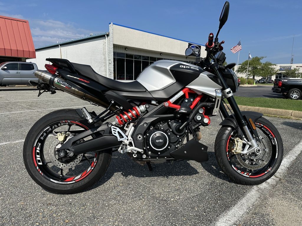 2018 Aprilia® Shiver 900 900 in Yorktown, VA