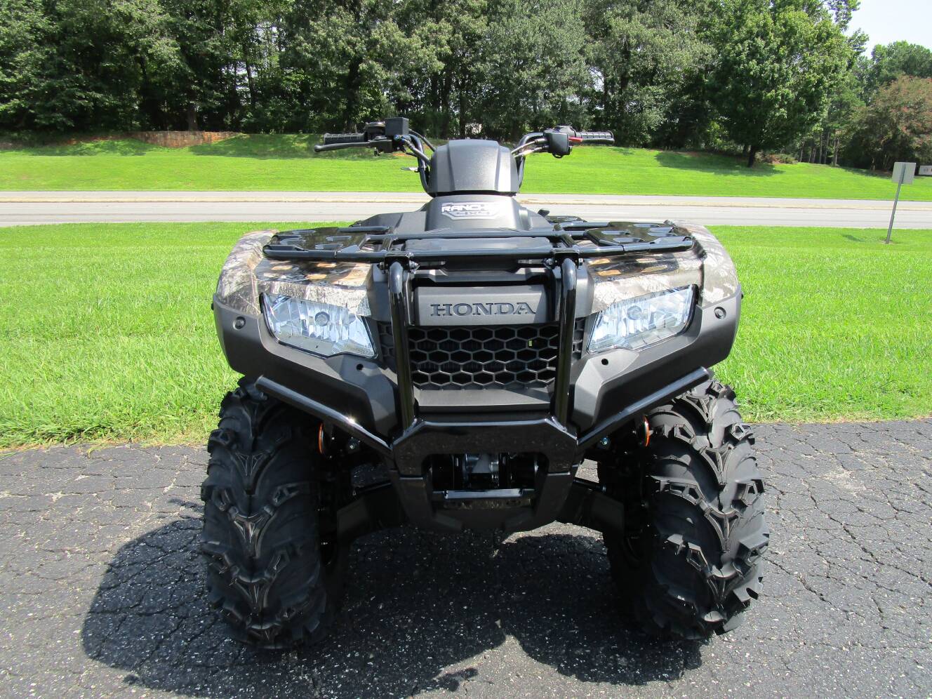 A photo of this 2027 Honda FourTrax Rancher 4x4