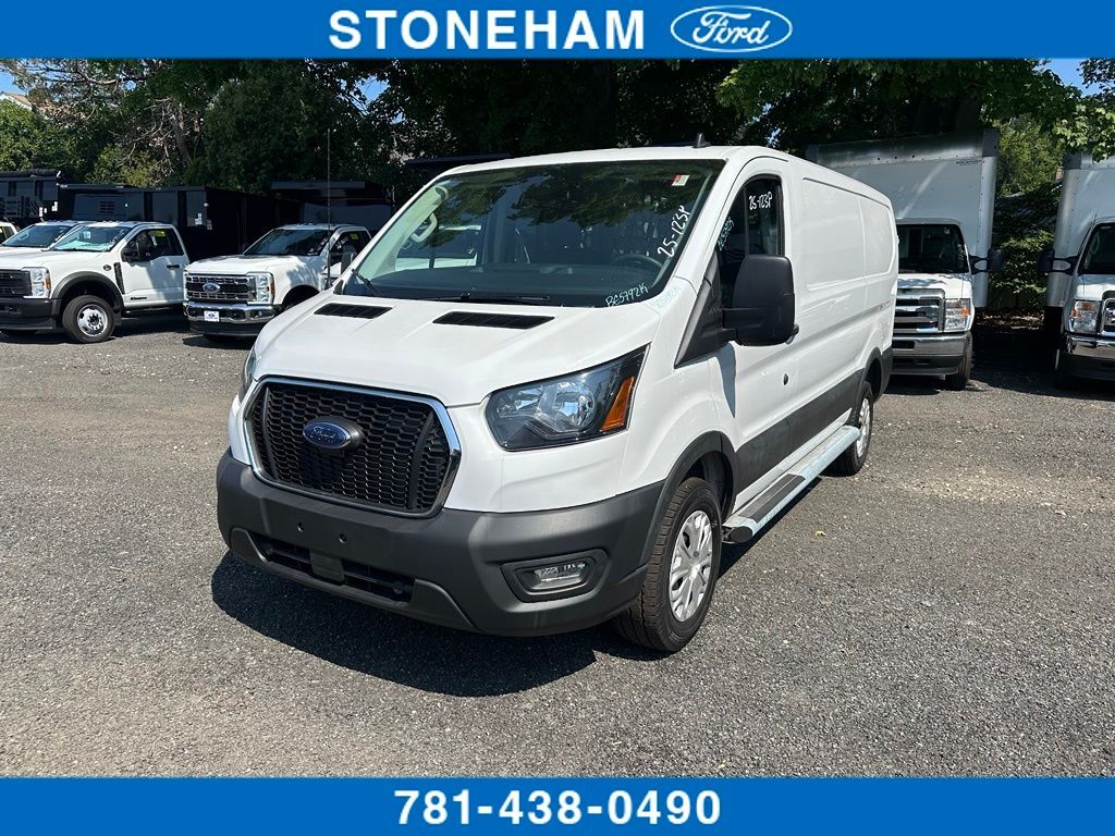 2025 FORD TRANSIT 250 in Stoneham, MP