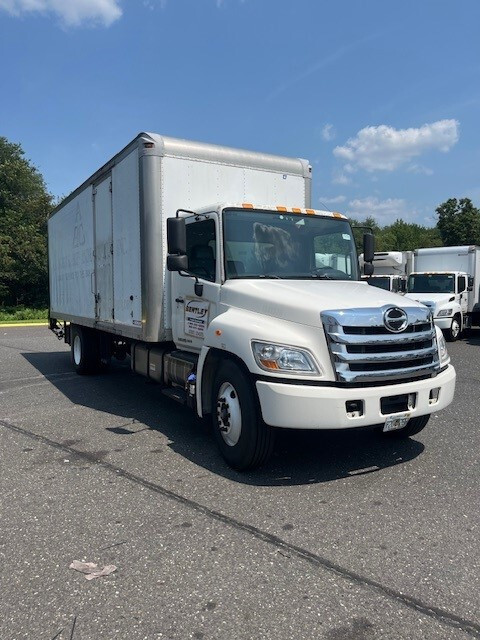 2013 HINO 338