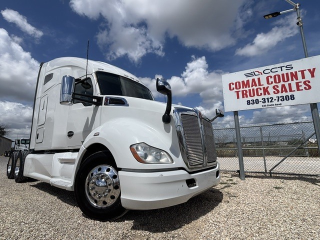 2020 KENWORTH T680 in New Braunfels, TX