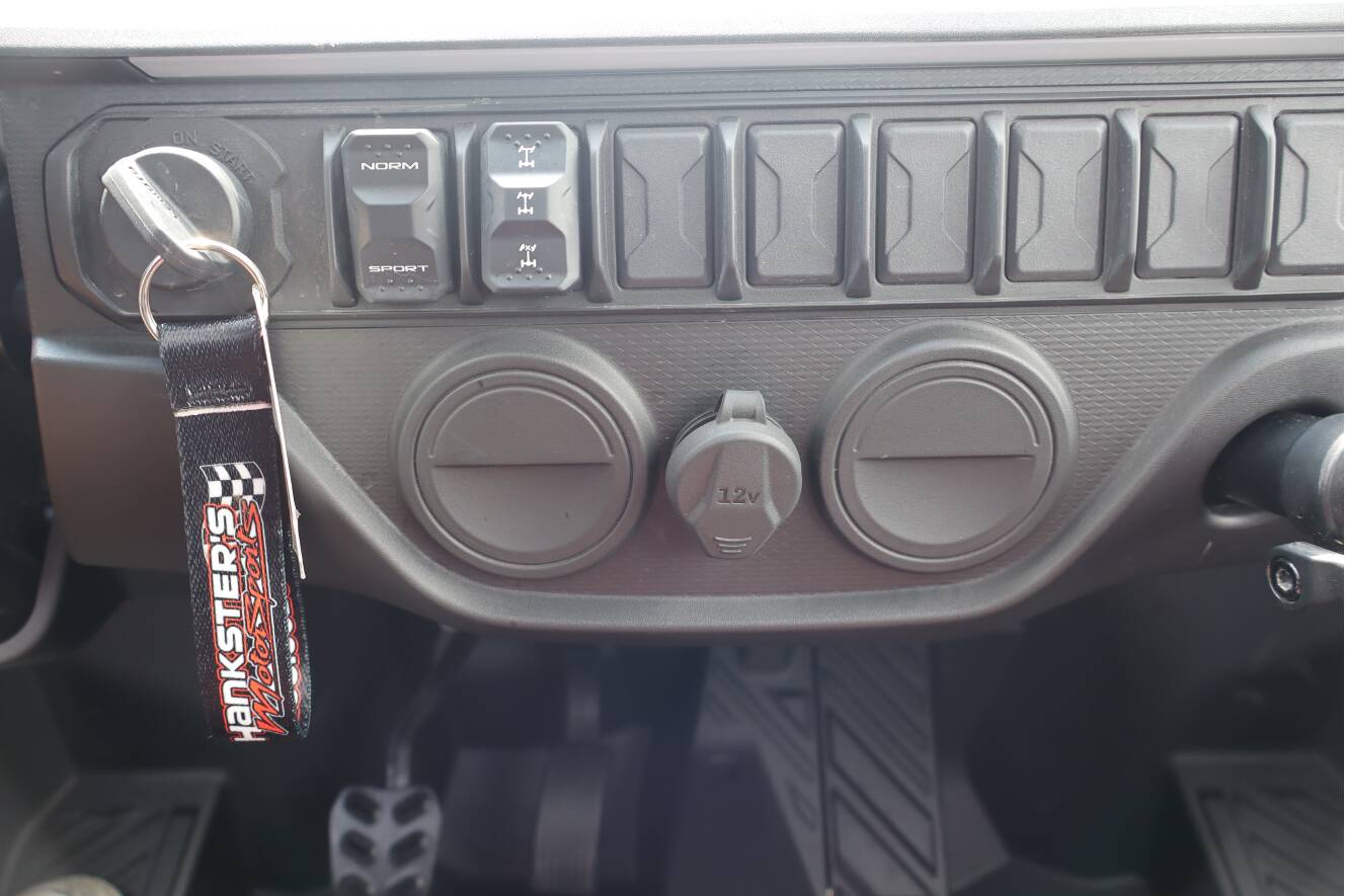 A photo of this 2026 CFMOTO ZFORCE 950 Sport-4