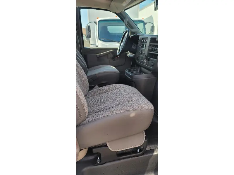 2025 CHEVROLET EXPRESS G2500