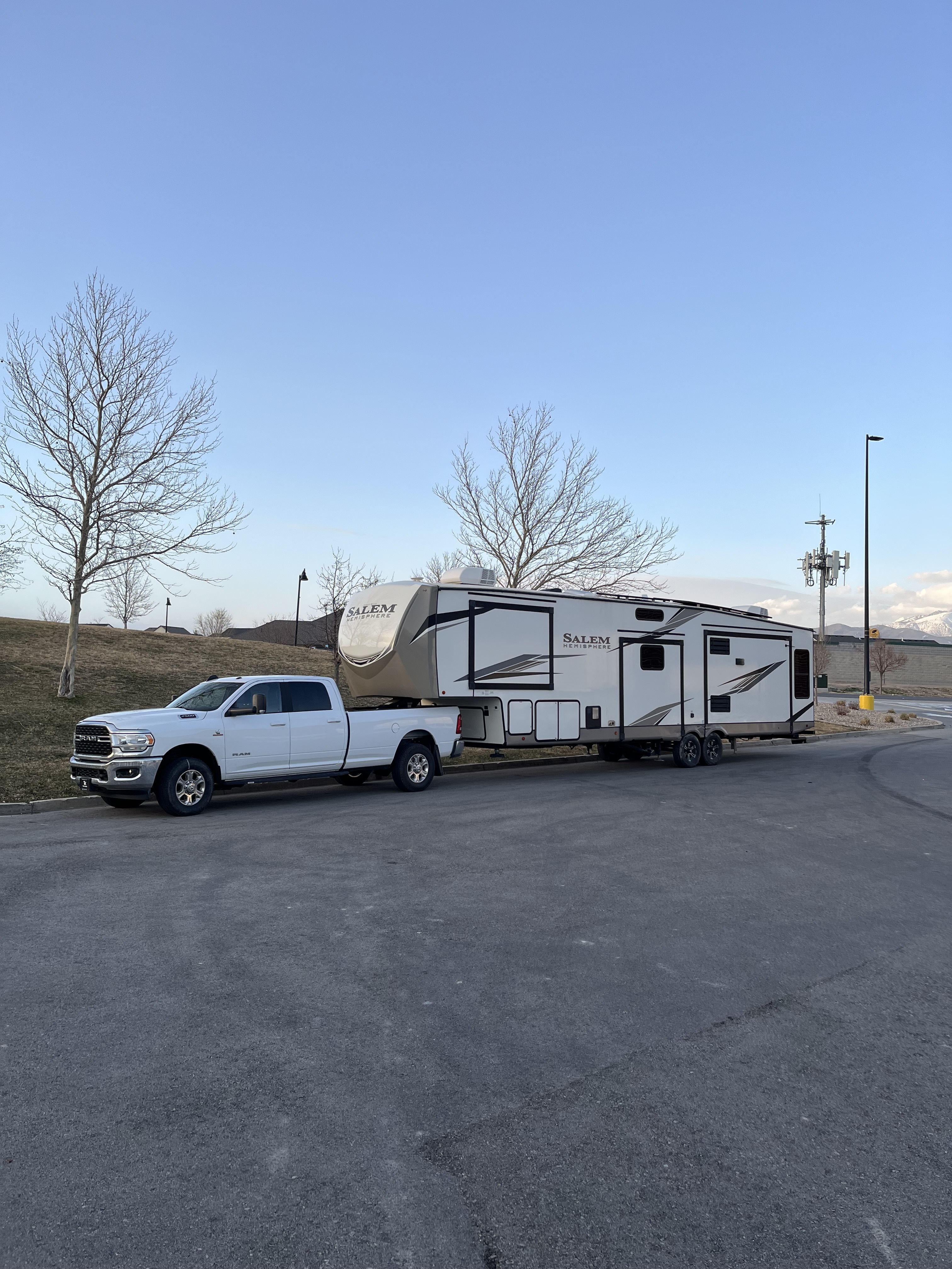 2022 Forest River SALEM HEMISPHERE 369BL RV