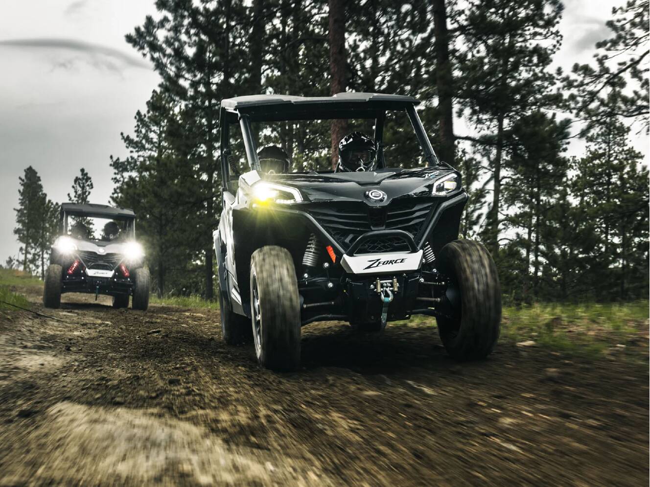 A photo of this 2026 CFMOTO ZForce 950 Trail