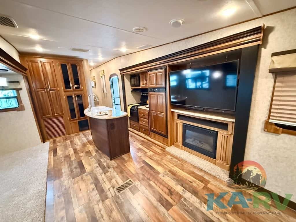 View more photos of this listing