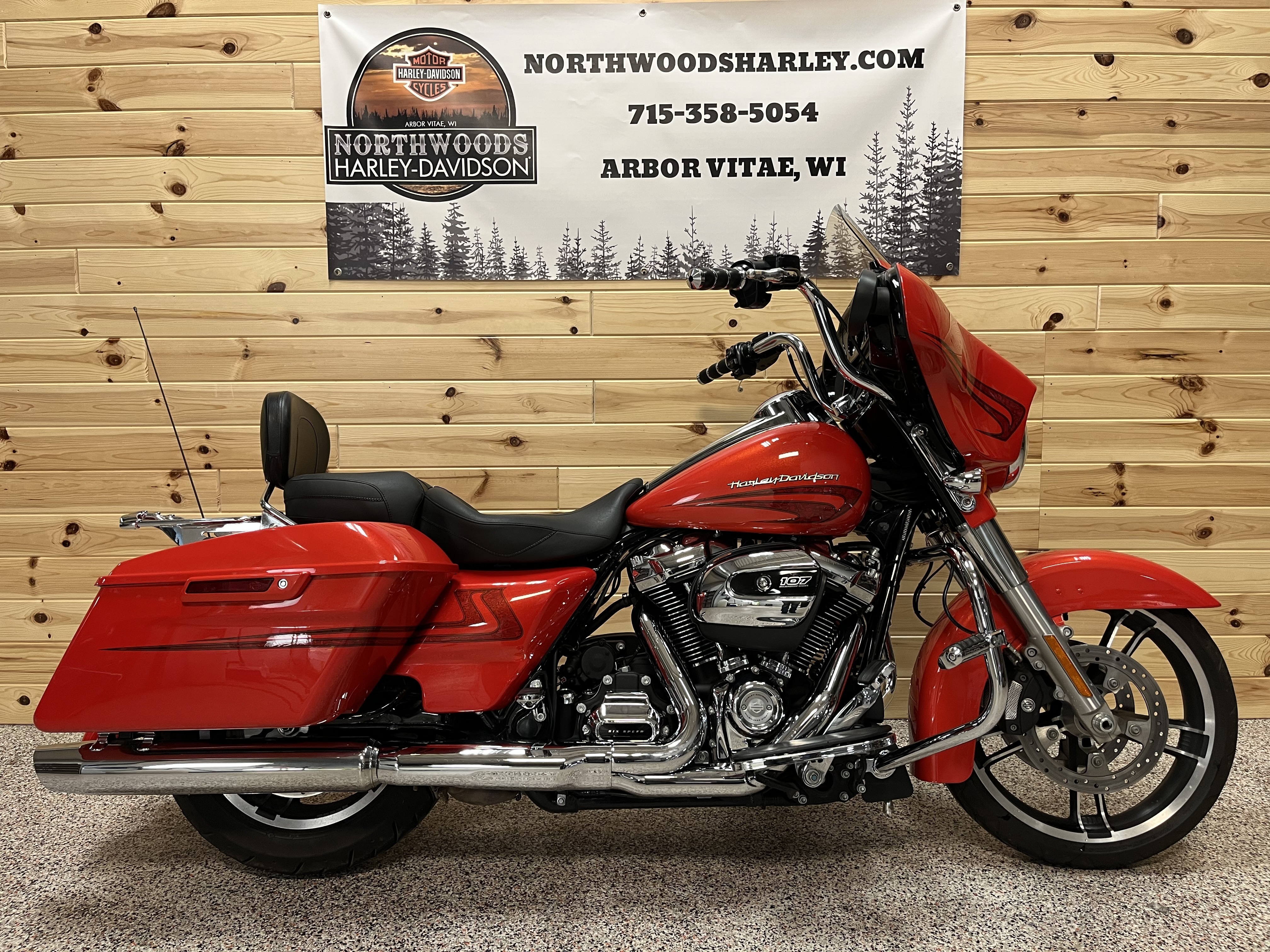 2017 Harley-Davidson Street Glide® Special SPECIAL in Woodruff, WI