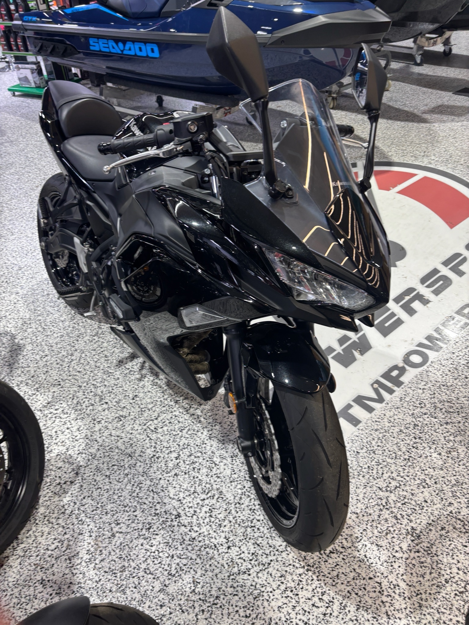 2025 Kawasaki Ninja® 650 BASE in Newfield, NJ