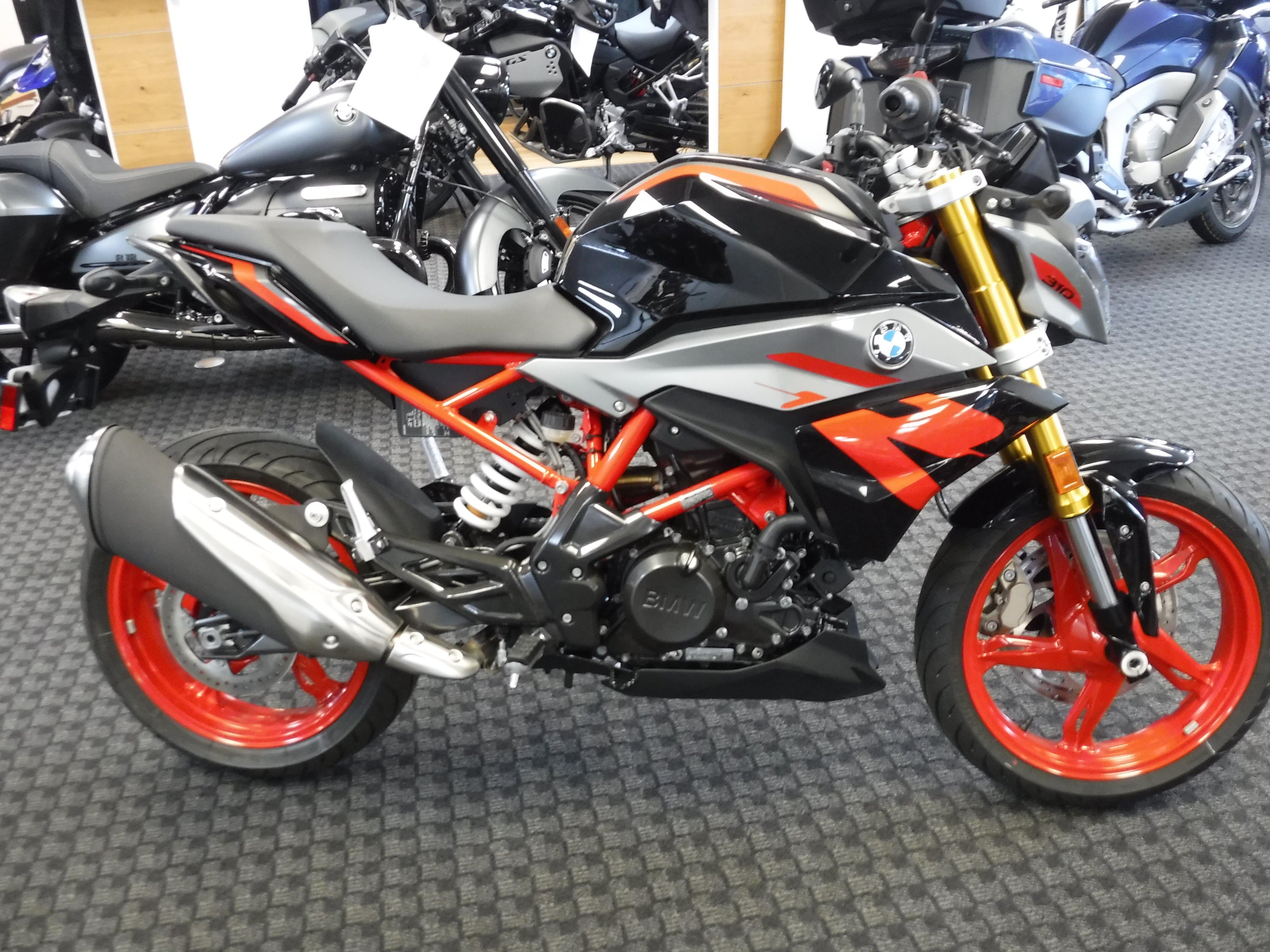 2025 BMW G 310 R 310 R in Kansas City, MO