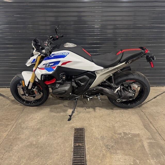 2026 BMW R 1300 R in Wilmington, NC