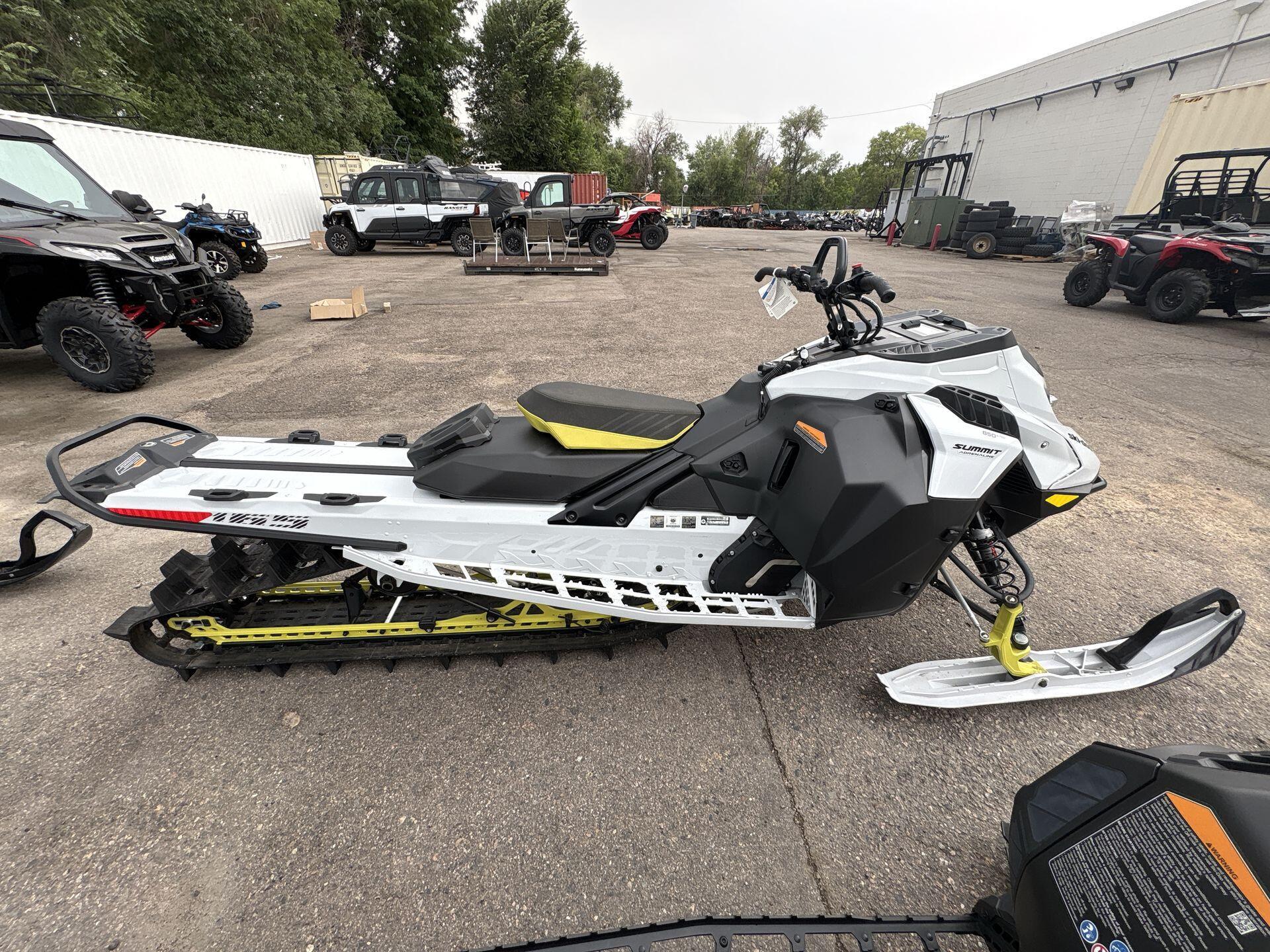 2025 Ski-Doo SUMMIT EDGE 850 S GY HAC 165 3P4F 25 850 E-TEC 165 3.0 in lakewood CO