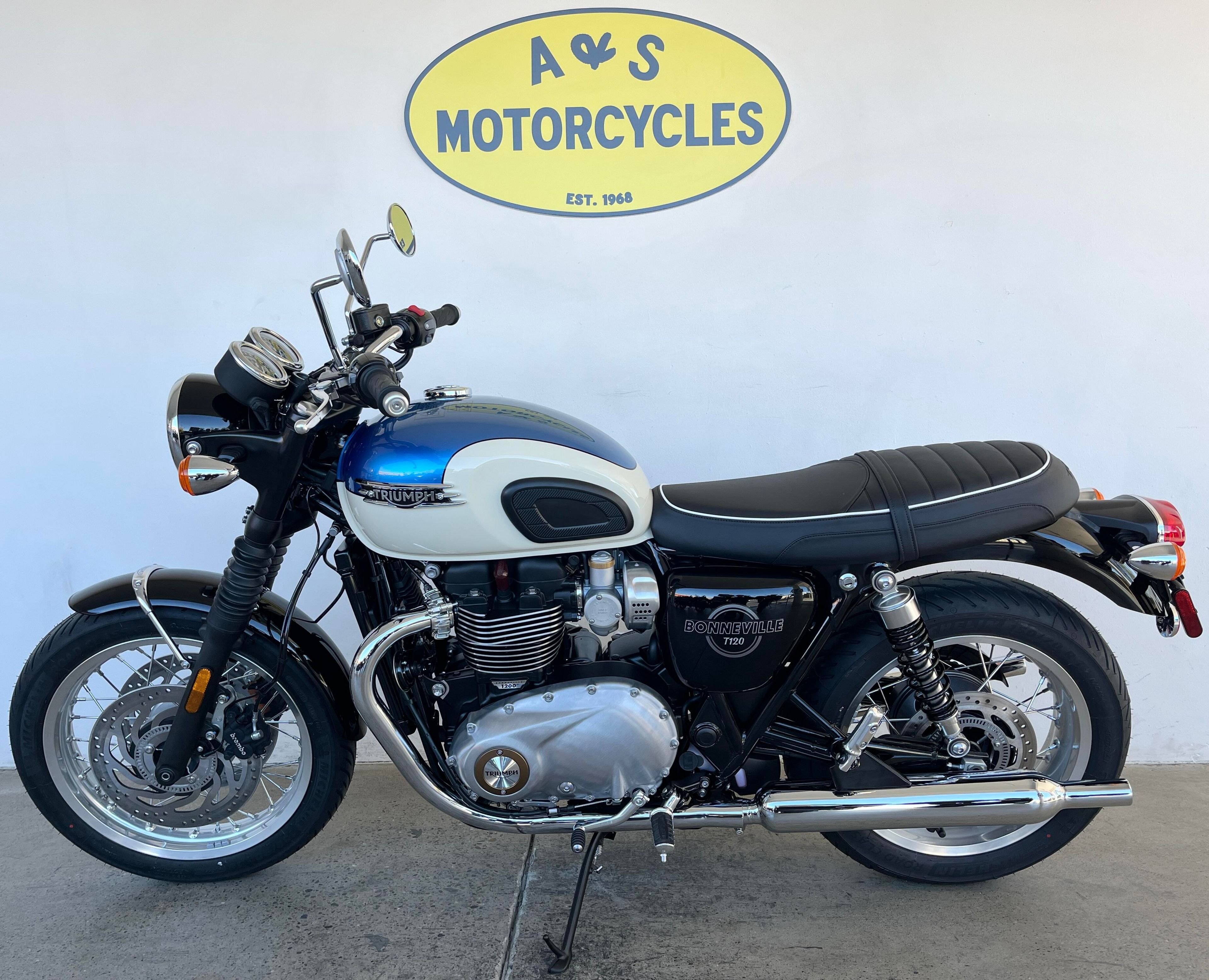 2026 Triumph BONNEVILLE T120 BASE in Roseville, CA