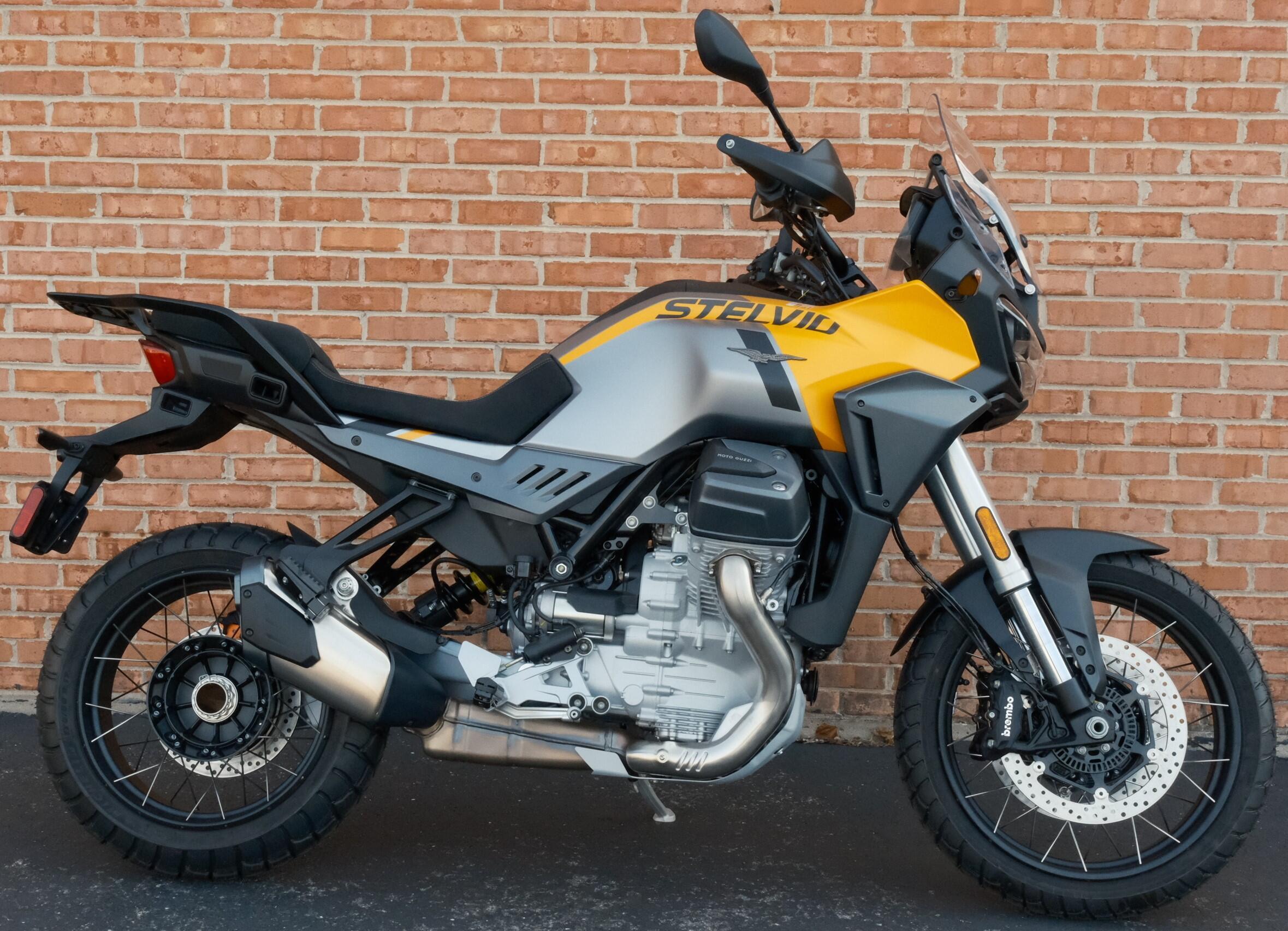 2025 Moto Guzzi Stelvio PFF Rider Assistance Solution BASE in Chicago, IL