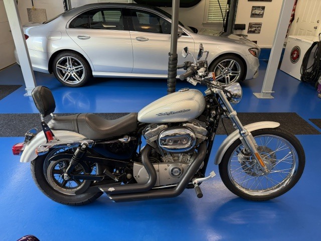 2005 Harley-Davidson SPORTSTER 883 CUSTOM CUSTOM in East Greenwich, RI