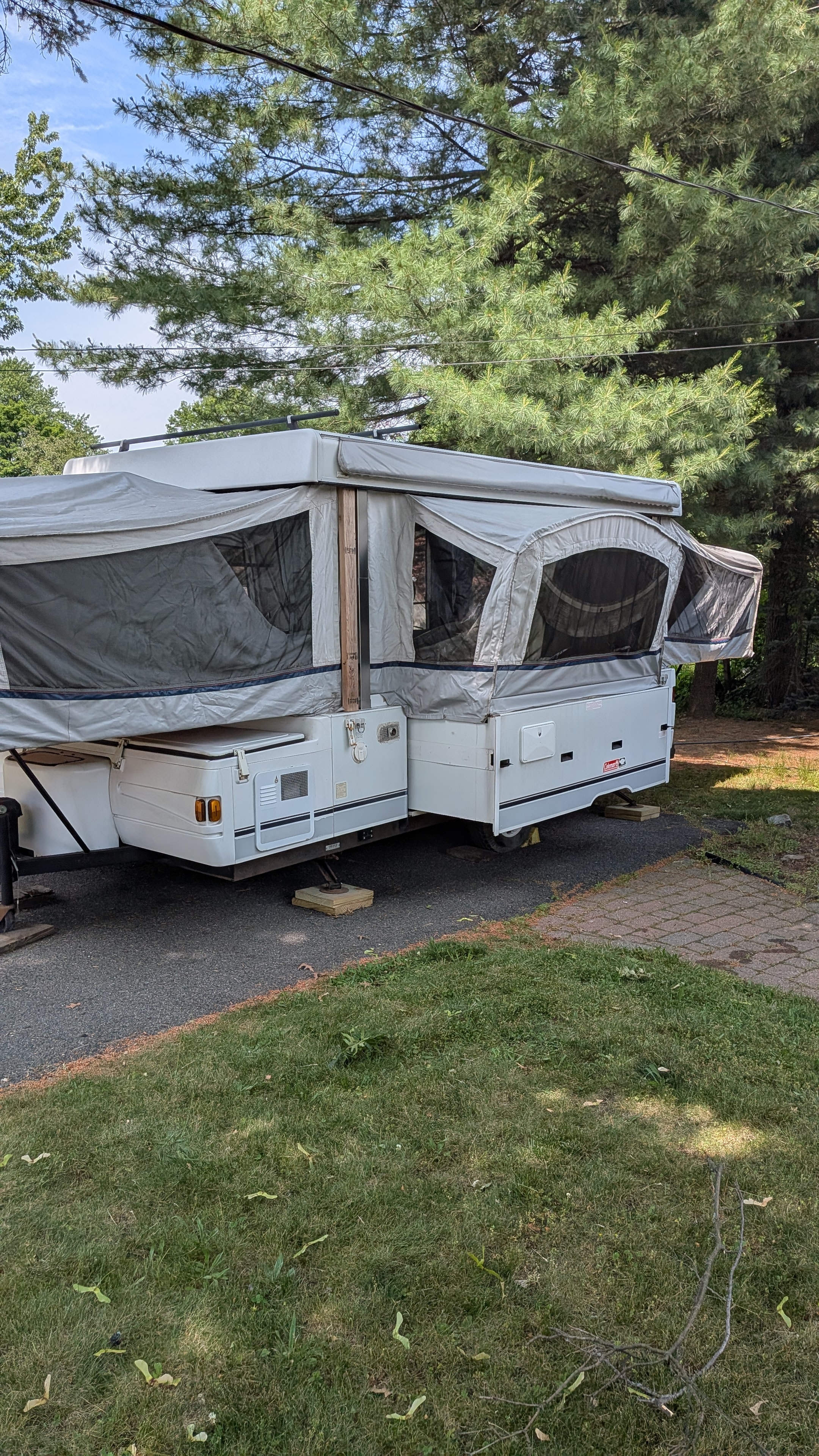 2003 Coleman BAYSIDE ELITE in north haledon NJ