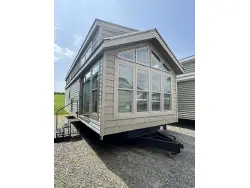 2027 KROPF ISLAND SERIES 6128WD