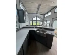 2027 ELEVATION PARK MODEL 5-117