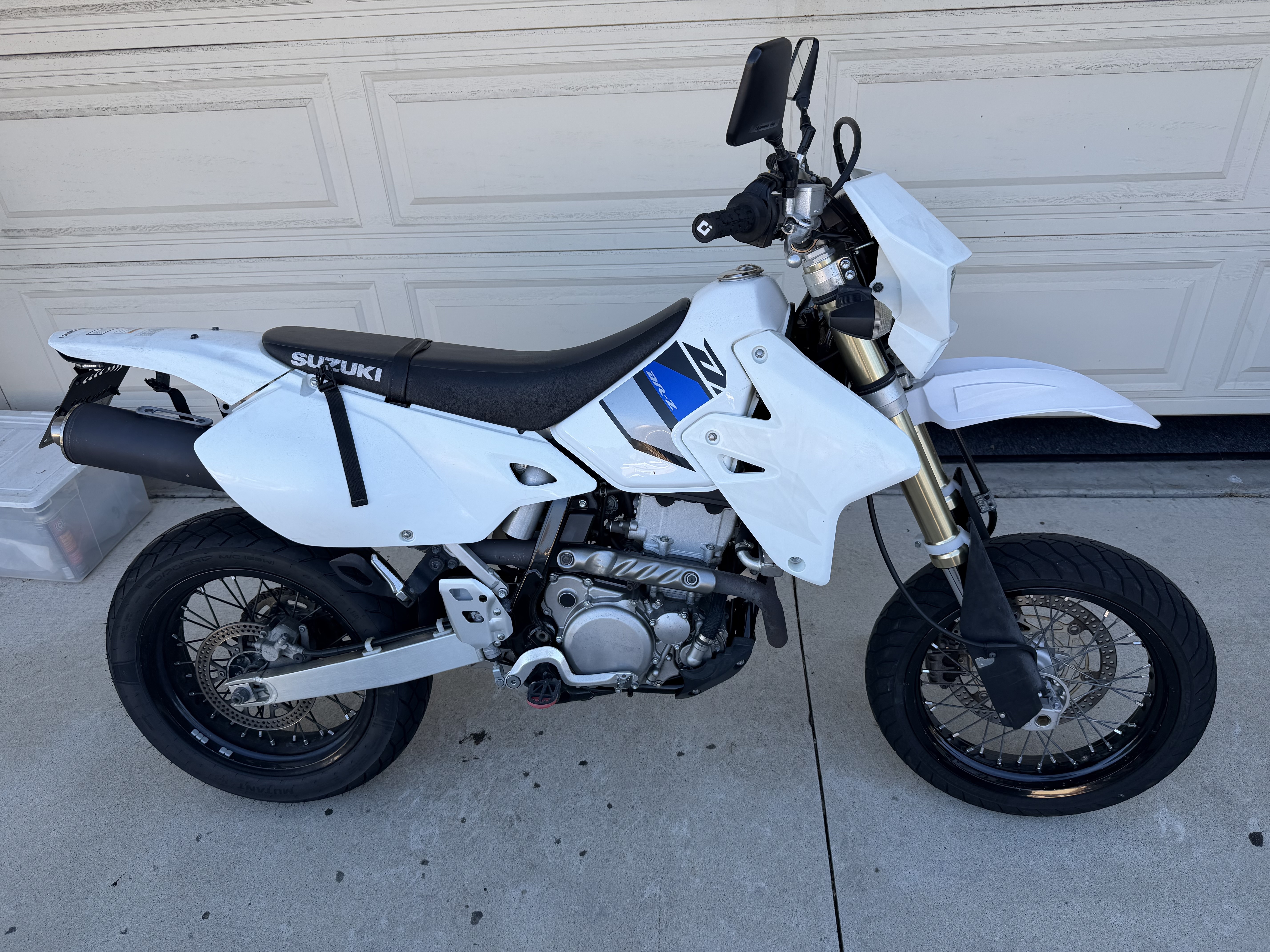 2022 Suzuki DR-Z 4SM BASE BASE in San Clemente, CA