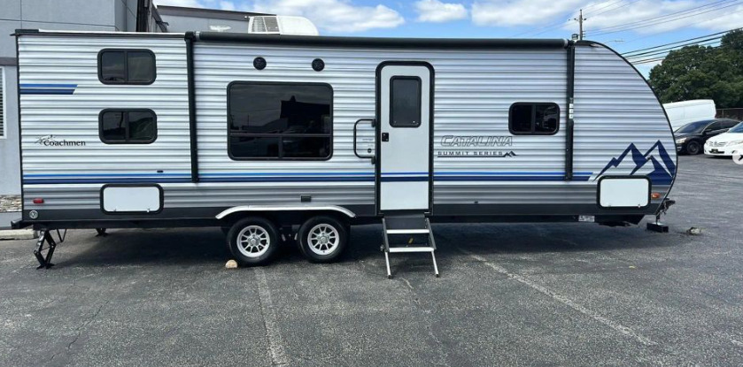 2020 Coachmen CATALINA SUMMIT SERIES 261BH RV