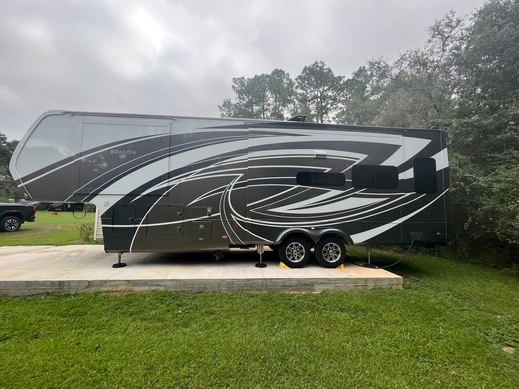 2022 Vanleigh Beacon 34RLB in grand bay AL