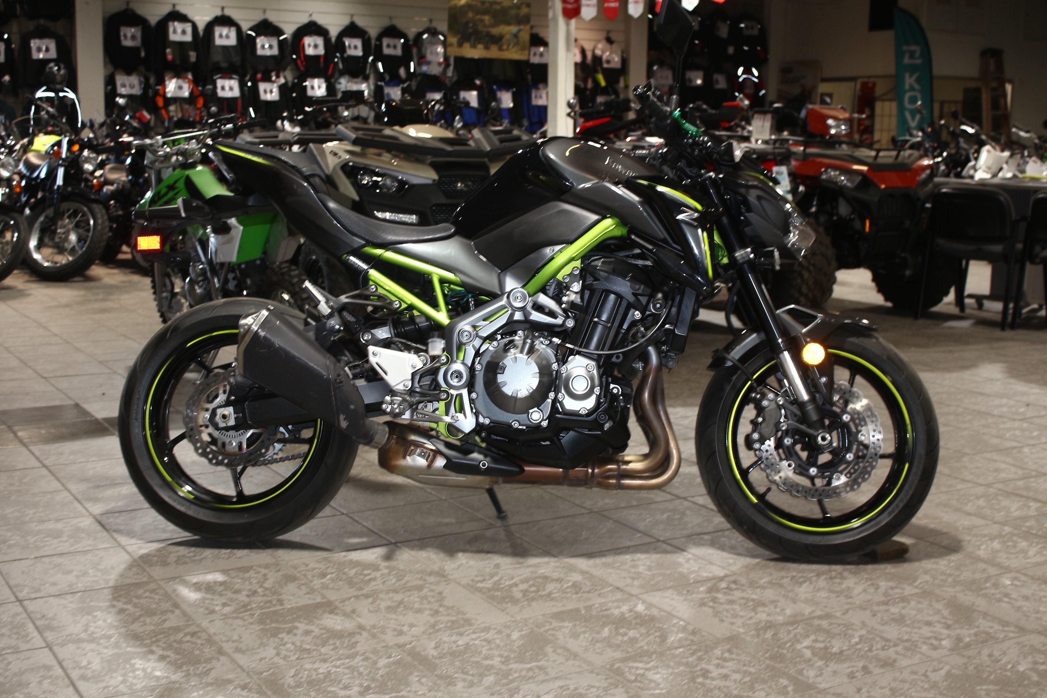 2017 Kawasaki Z900 BASE in Salinas, CA