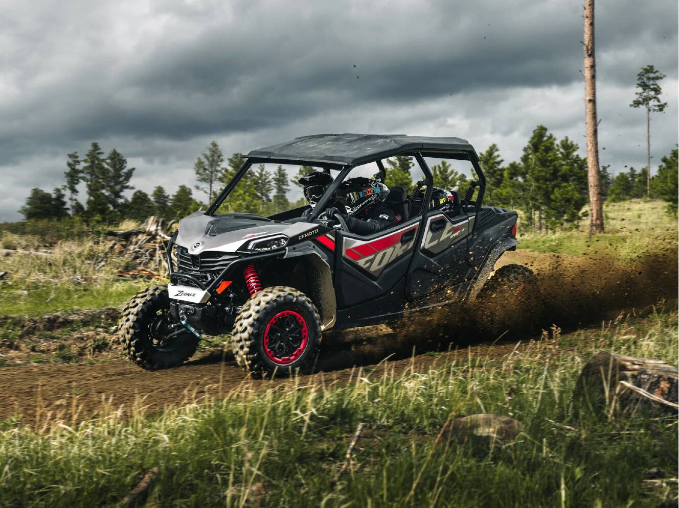 A photo of this 2026 CFMOTO ZForce 950 Sport-4