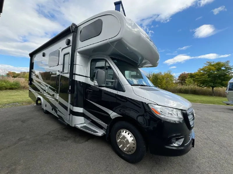 2025 Forest River Sunseeker MBS 2400B