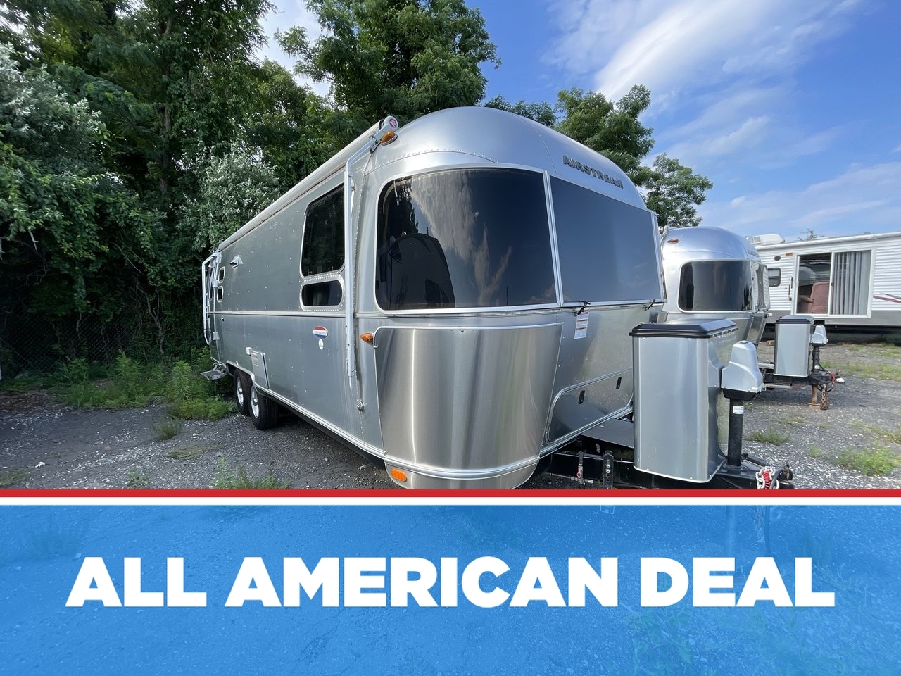 2017 Airstream International Serenity 27FBQ in newtown CT